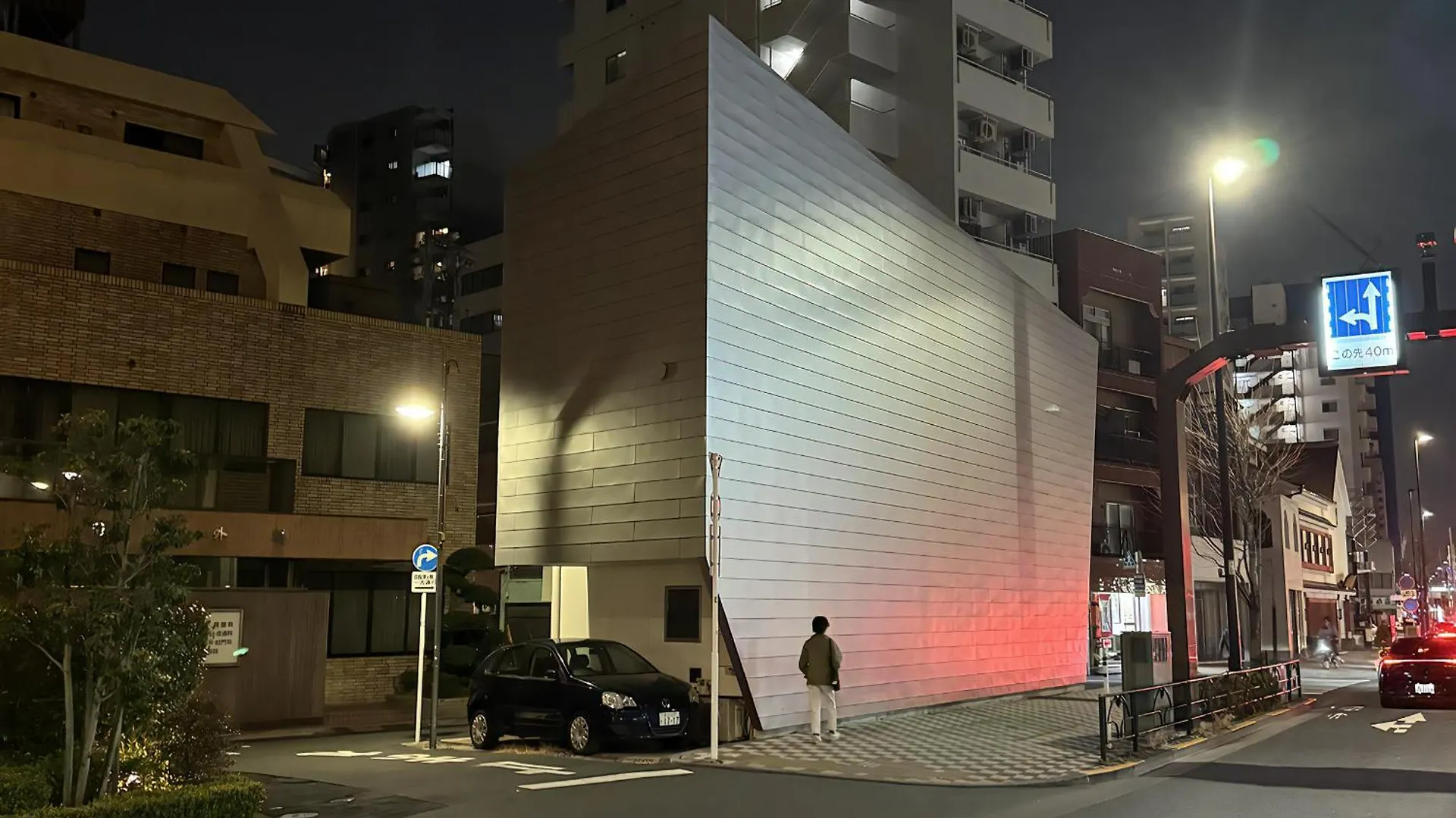 Επικοινωνία με το Designaward,Alphinaud